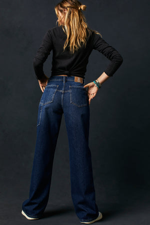 
                
                    Load image into Gallery viewer, Tinsley Baggy High Rise Jeans
                
            