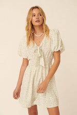 Promesa USA - Floral V Neck Tie Puff Sleeve Smock Mini Dress: Powder Blue / S